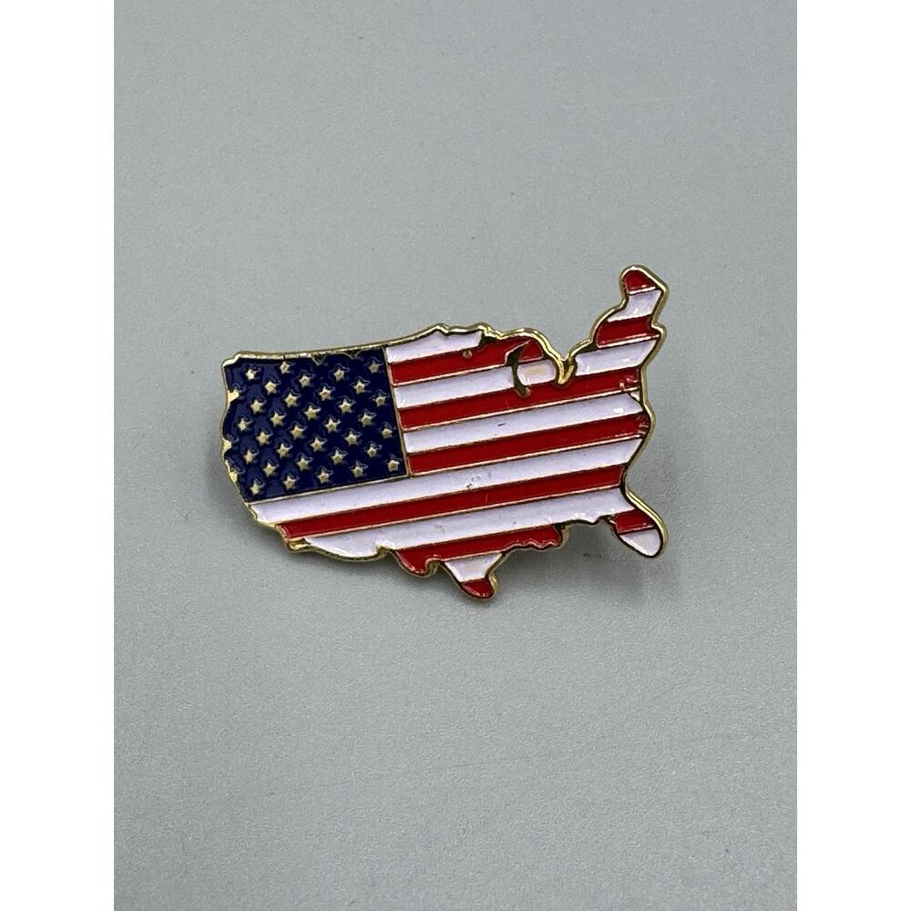 United States of America Map Shaped Country Patriotic Lapel Pin